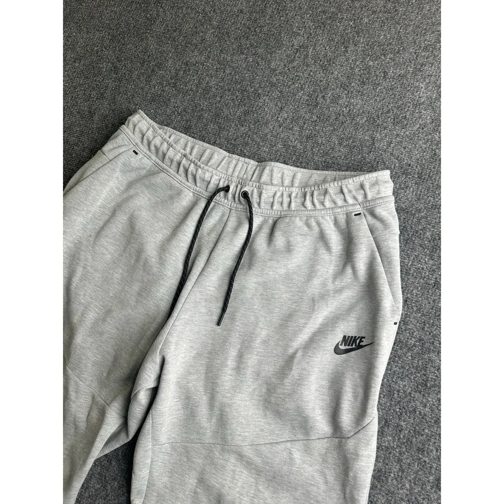 Mens Nike Tech Fleece Jogger Sweatpants Gray, Size XL